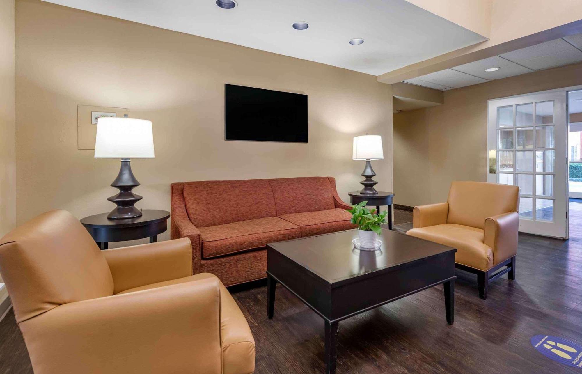 Extended Stay America Select Suites - Orlando - Lake Mary - 1040 Greenwood Blvd Exterior foto